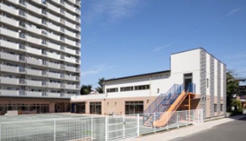 学校法人小泉学園 ナーサリースクールいずみ大谷田の正職員 保育士 認証・認可保育所の求人情報イメージ1